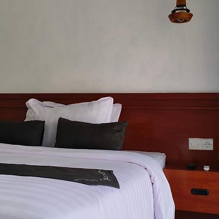 Zifa Mandalika Apartamento Kuta  Exterior foto