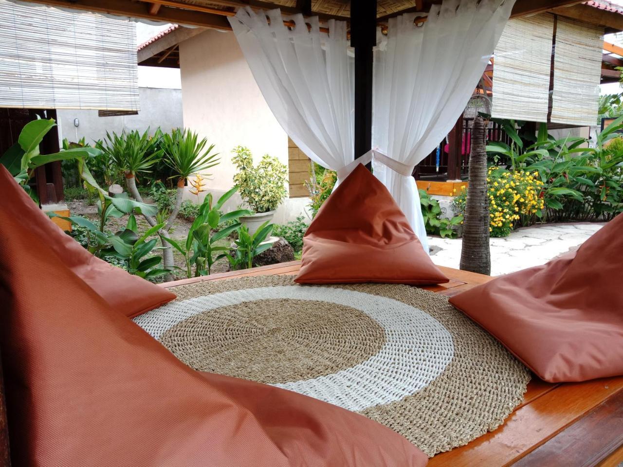 Zifa Mandalika Apartamento Kuta  Exterior foto